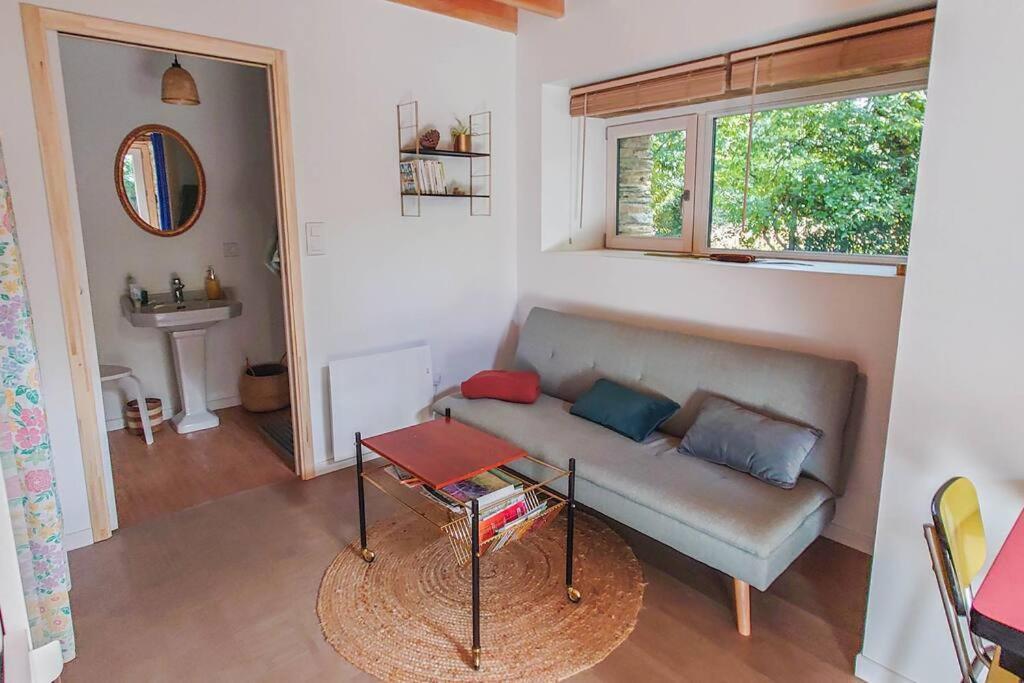 Longere Tinyhouse Avec Son Jardin-Foret Saint-Just  Exterior photo